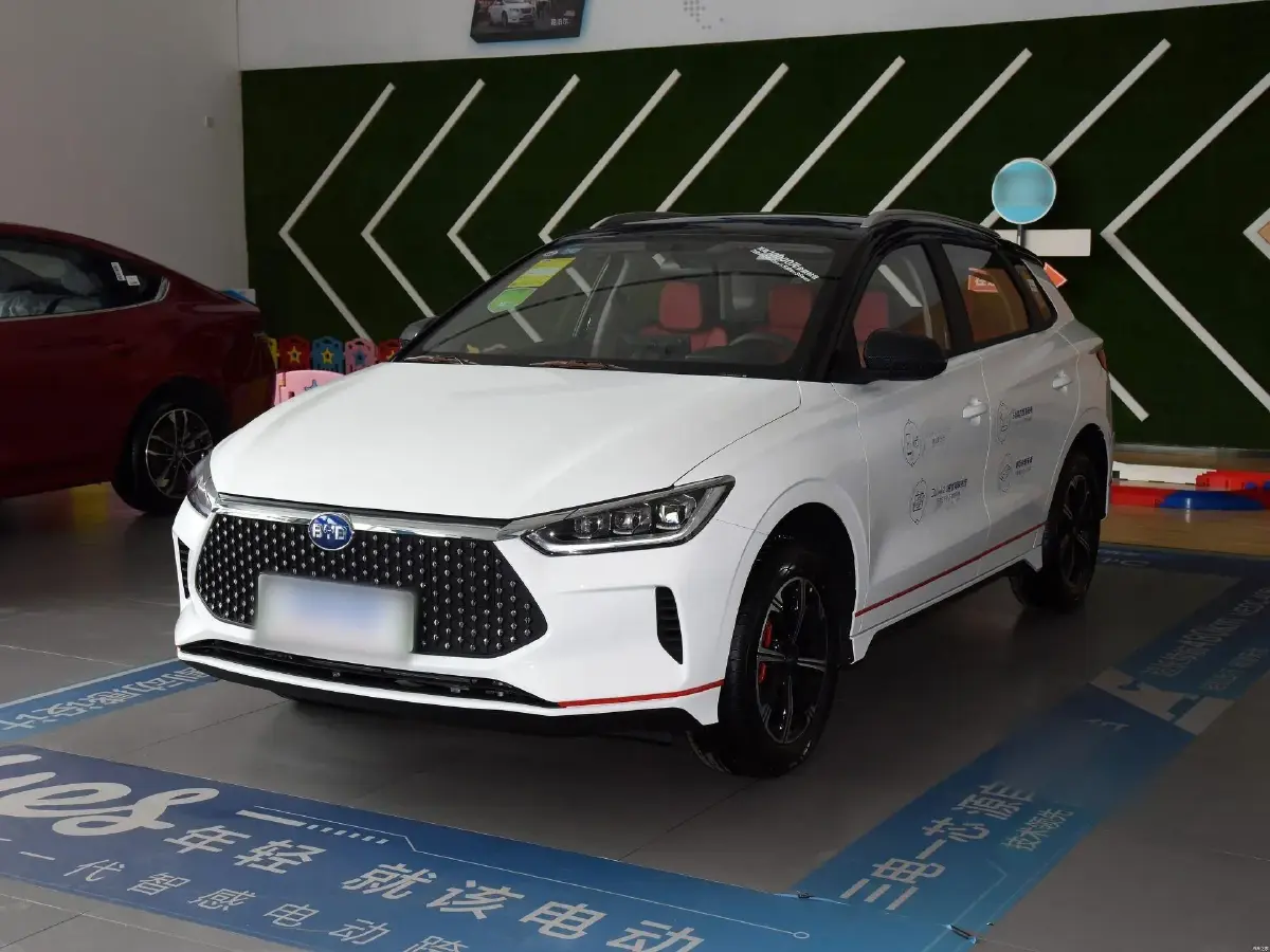 2020 BYD e2 BEV 47.3KWH