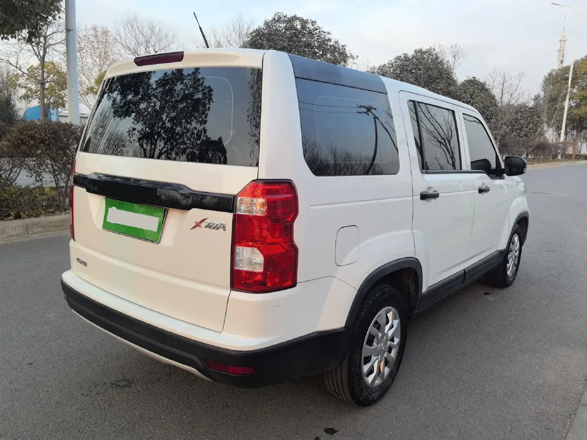 2020 ChangAn Oshan X70A 1.5L 107HP L4 5MT,autocango,china used car exporter,china ev exporter,chinese used car exporter,chinese used ev exporter