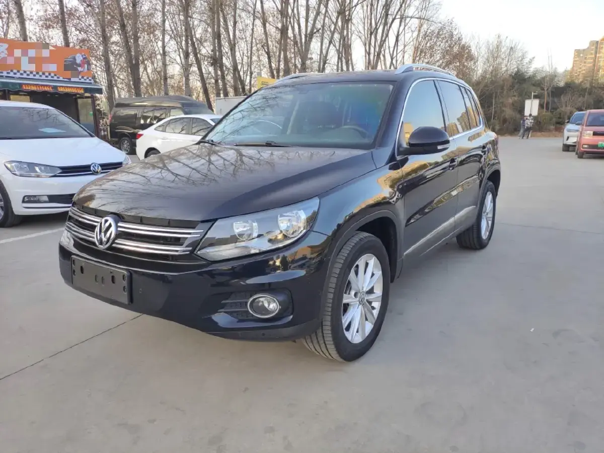 2012 Volkswagen Tiguan 2.0T 170HP L4 6AT