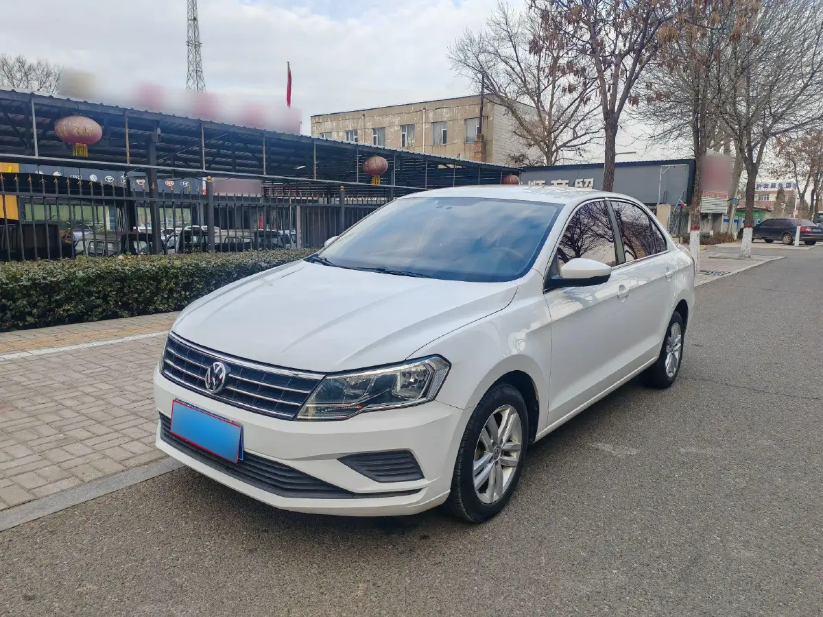 2019 Volkswagen Jetta 1.4L 90HP L4 5MT