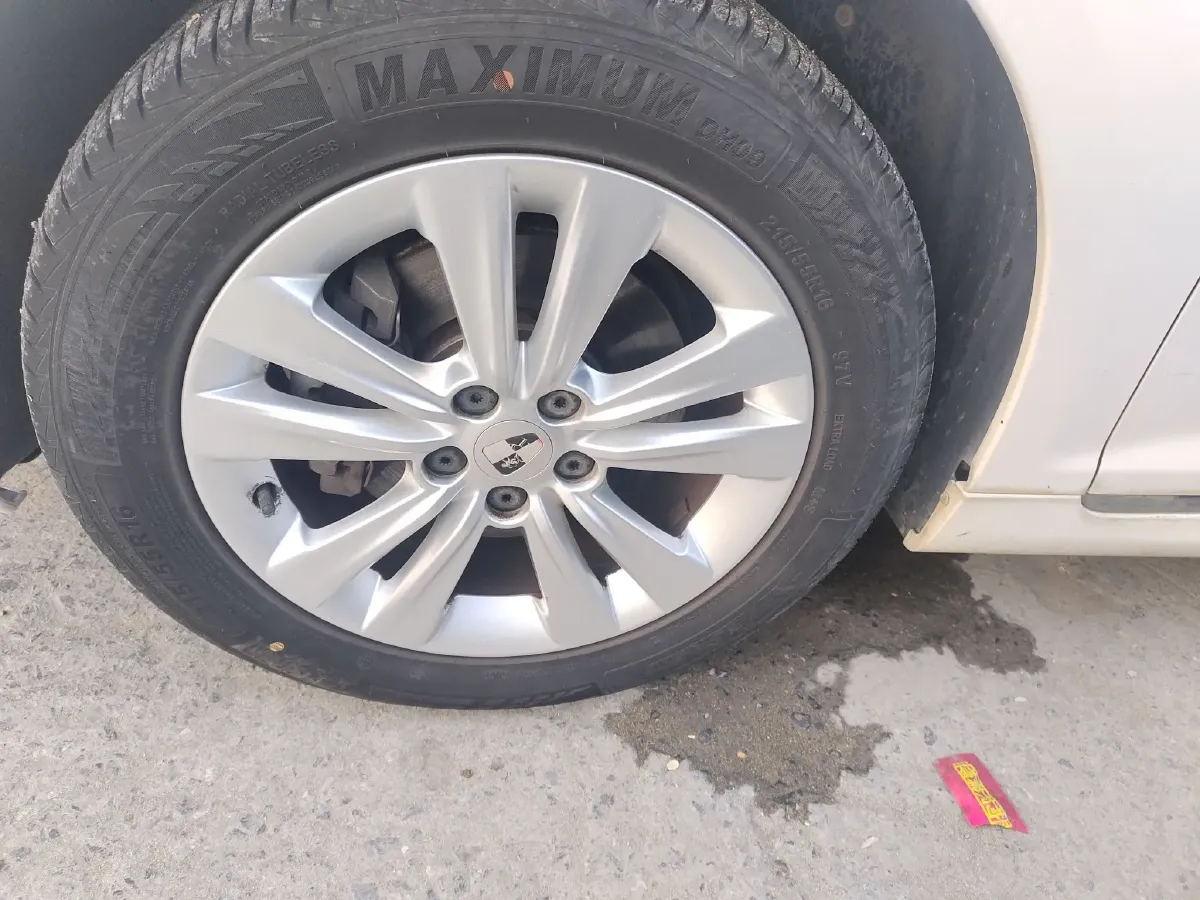 2014 Roewe 550 1.8L 133HP L4 6DCT,autocango,china used car exporter,china ev exporter,chinese used car exporter,chinese used ev exporter