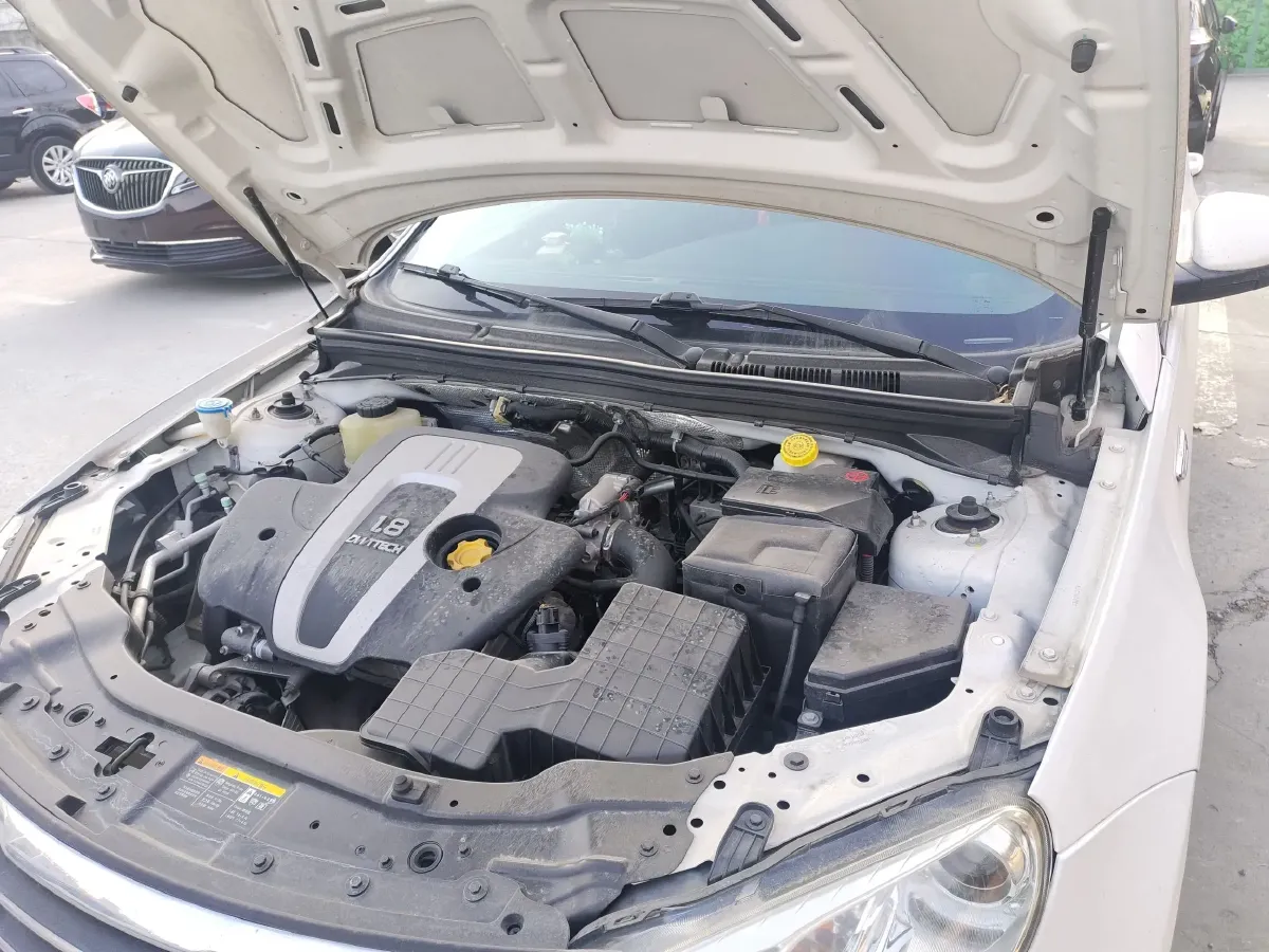 2014 Roewe 550 1.8L 133HP L4 6DCT,autocango,china used car exporter,china ev exporter,chinese used car exporter,chinese used ev exporter