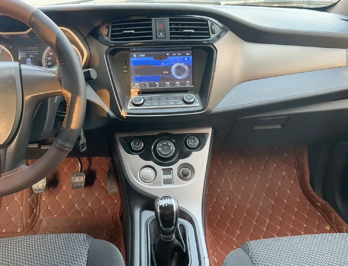 2016 HaiMa M3 1.5L 112HP L4 5MT,autocango,china used car exporter,china ev exporter,chinese used car exporter,chinese used ev exporter