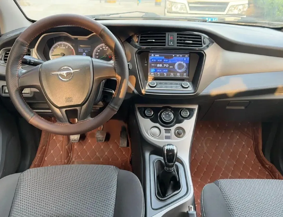 2016 HaiMa M3 1.5L 112HP L4 5MT,autocango,china used car exporter,china ev exporter,chinese used car exporter,chinese used ev exporter