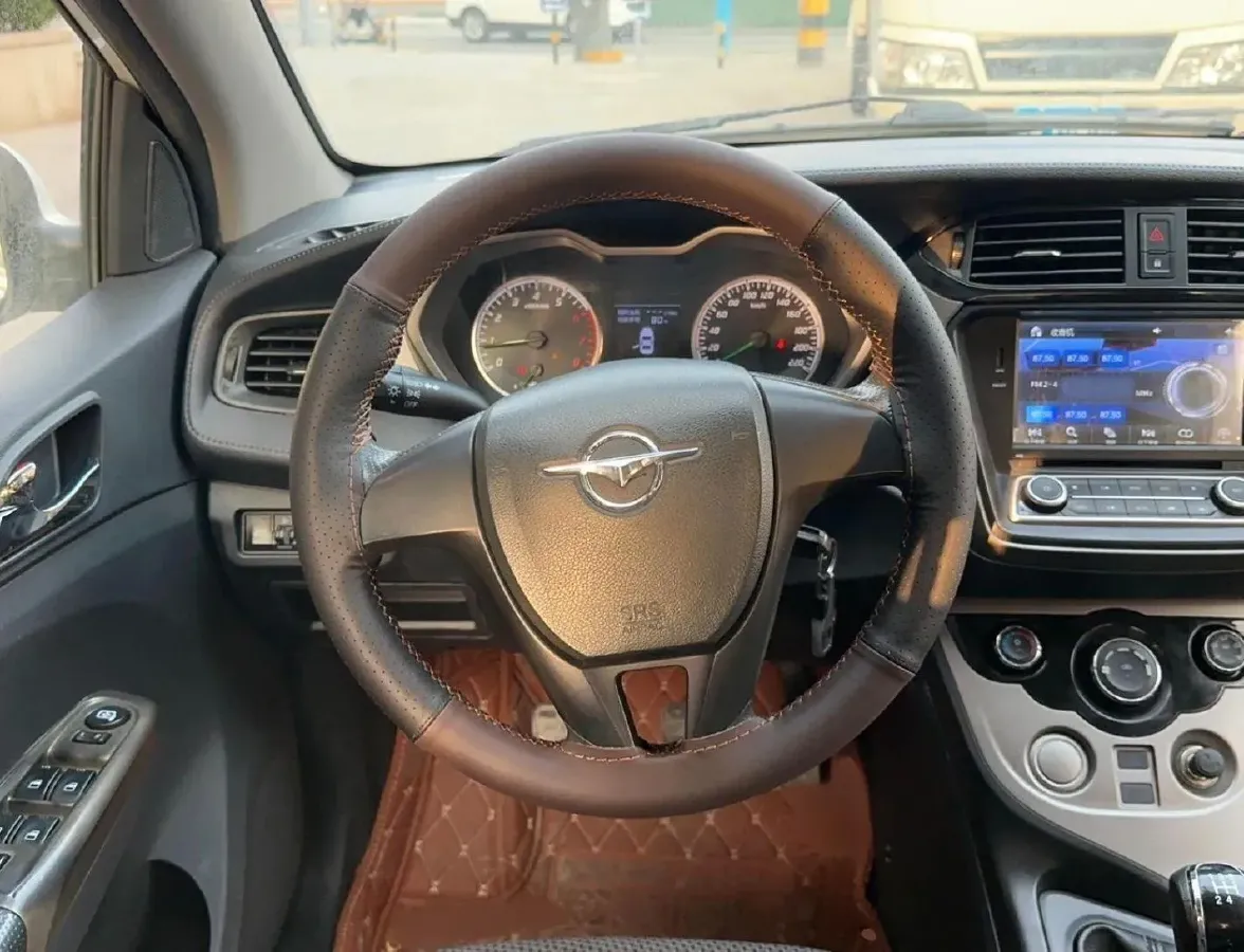 2016 HaiMa M3 1.5L 112HP L4 5MT,autocango,china used car exporter,china ev exporter,chinese used car exporter,chinese used ev exporter