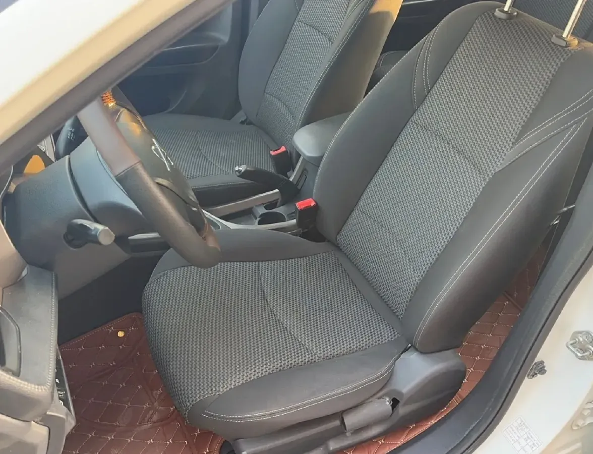 2016 HaiMa M3 1.5L 112HP L4 5MT,autocango,china used car exporter,china ev exporter,chinese used car exporter,chinese used ev exporter