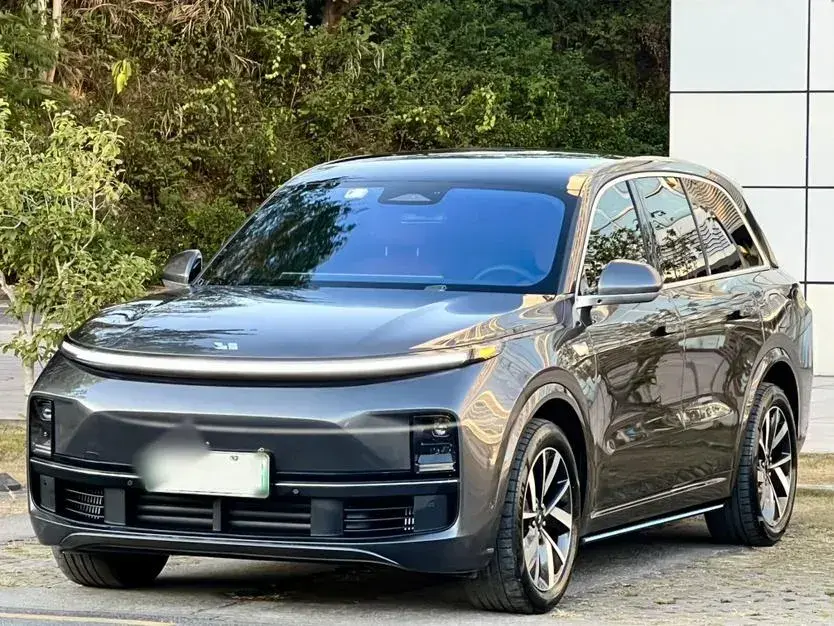 2023 Li L8 Range Extended 154HP REEV 40.9KWH