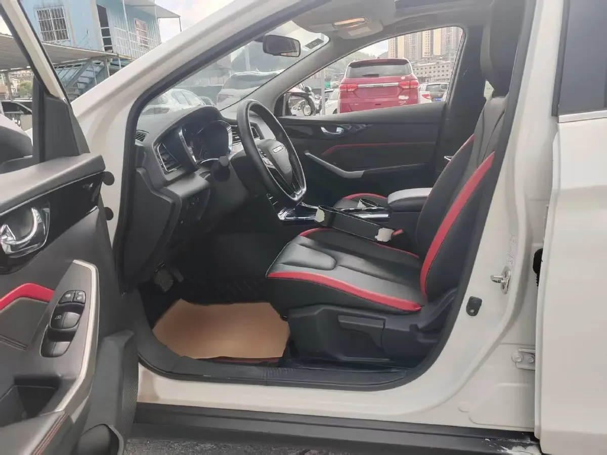2019 Venucia D60 1.6L 126HP L4 CVT,autocango,china used car exporter,china ev exporter,chinese used car exporter,chinese used ev exporter