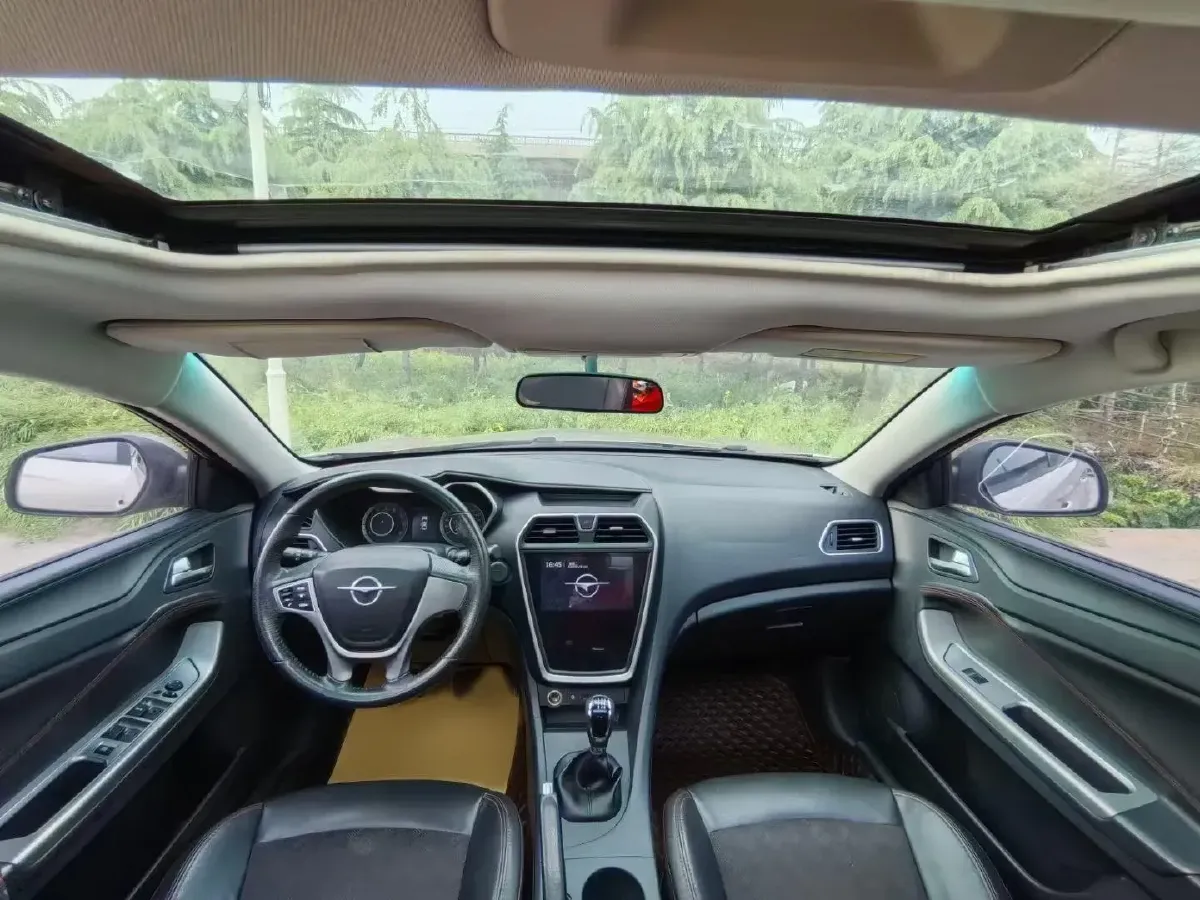 2017 HaiMa Family 1.6L 125HP L4 6MT,autocango,china used car exporter,china ev exporter,chinese used car exporter,chinese used ev exporter