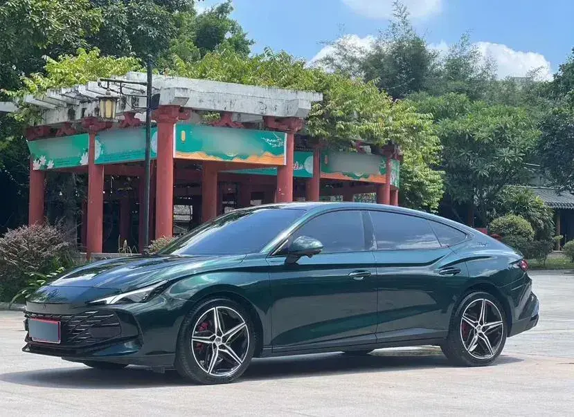 2023 MG 7 2.0T 261HP L4 9AT