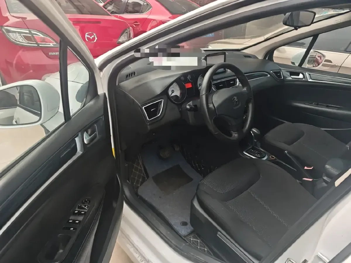 2013 Peugeot 308 1.6L 117HP L4 4AT,autocango,china used car exporter,china ev exporter,chinese used car exporter,chinese used ev exporter