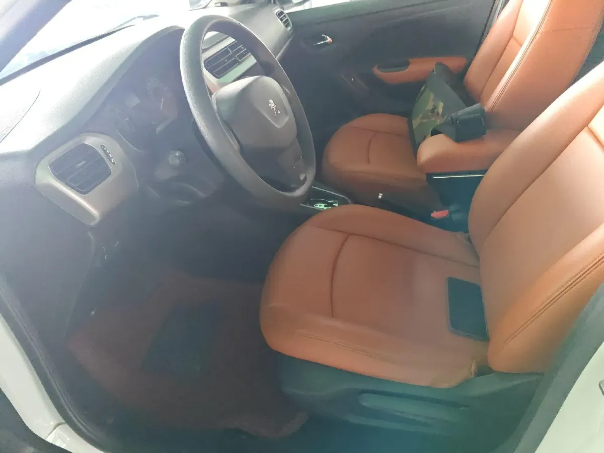 2014 Peugeot 301 1.6L 117HP L4 4AT,autocango,china used car exporter,china ev exporter,chinese used car exporter,chinese used ev exporter