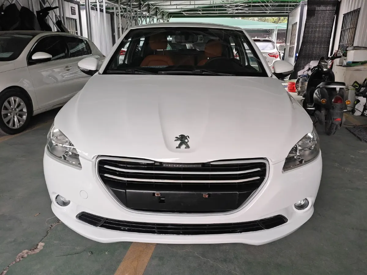 2014 Peugeot 301 1.6L 117HP L4 4AT,autocango,china used car exporter,china ev exporter,chinese used car exporter,chinese used ev exporter