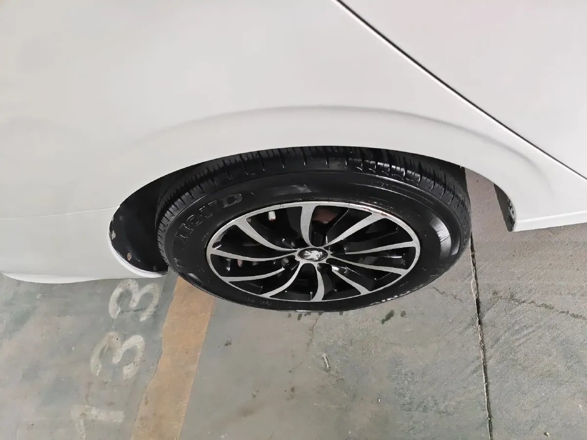 2014 Peugeot 301 1.6L 117HP L4 4AT,autocango,china used car exporter,china ev exporter,chinese used car exporter,chinese used ev exporter