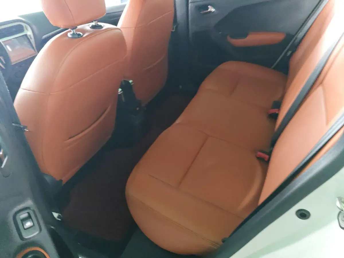 2014 Peugeot 301 1.6L 117HP L4 4AT,autocango,china used car exporter,china ev exporter,chinese used car exporter,chinese used ev exporter