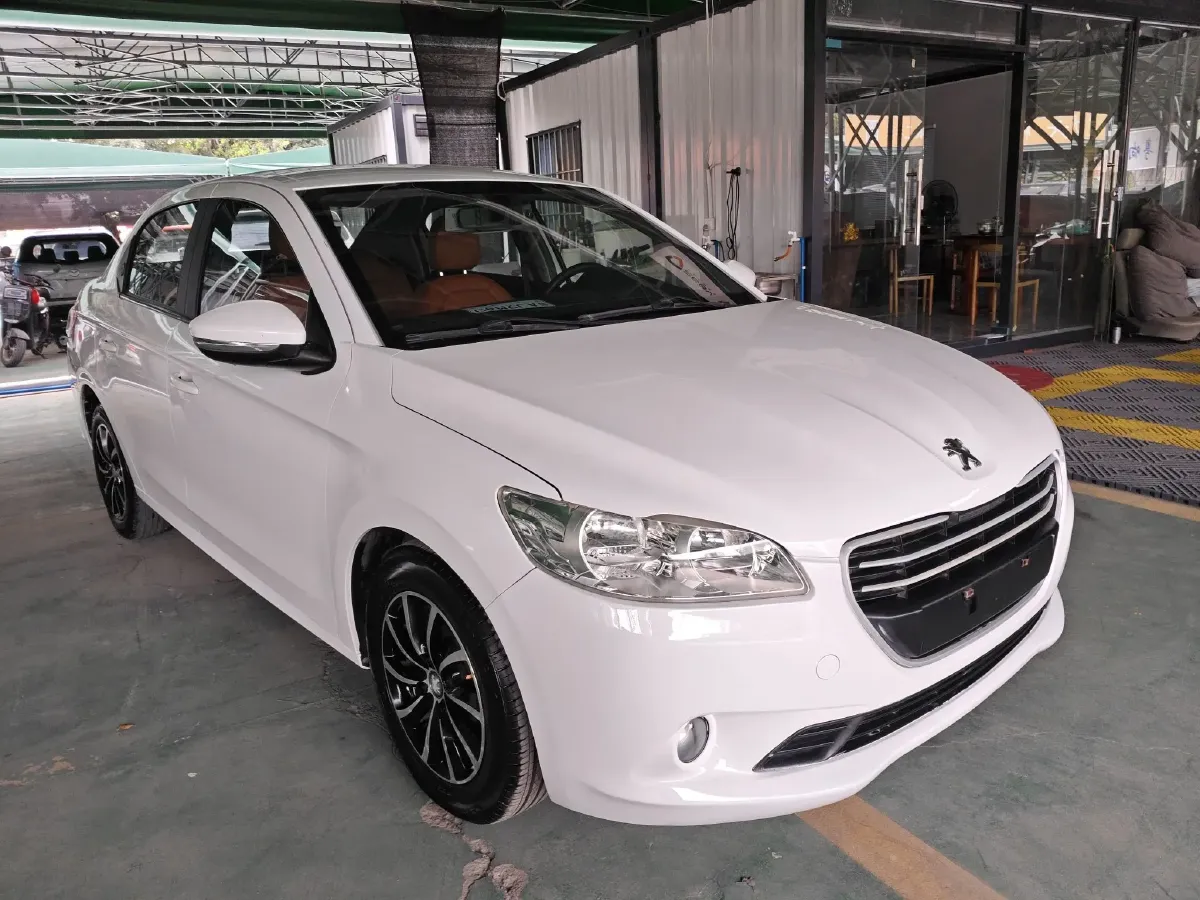 2014 Peugeot 301 1.6L 117HP L4 4AT,autocango,china used car exporter,china ev exporter,chinese used car exporter,chinese used ev exporter