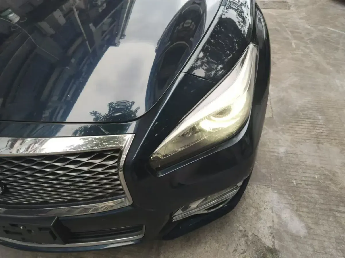 2017 Infiniti Q70 2.5L 222HP V6 7AT,autocango,china used car exporter,china ev exporter,chinese used car exporter,chinese used ev exporter