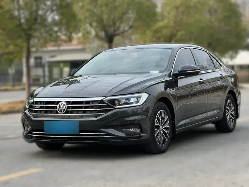 2020 Volkswagen Sagitar 1.4T 150HP L4 7DCT