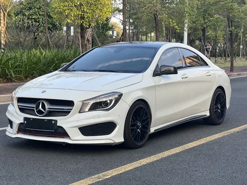 2016 Mercedes-Benz CLA Class 2.0T 184HP L4 7DCT