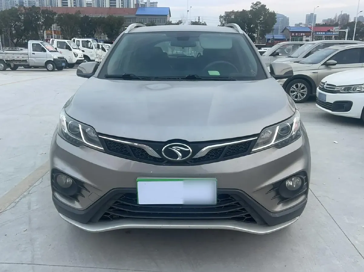 2018 Soueast DX3 1.5L 120HP L4 5MT,autocango,china used car exporter,china ev exporter,chinese used car exporter,chinese used ev exporter