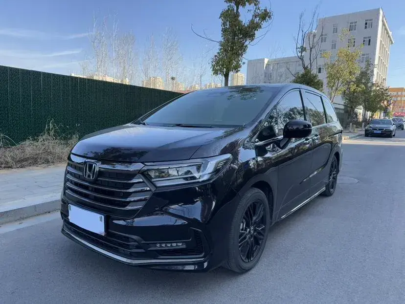 2024 Honda Odyssey 2.0L 146HP L4 E-CVT Hybrid 2024 Honda Odyssey 2.0L 146HP L4 E-CVT Hybrid