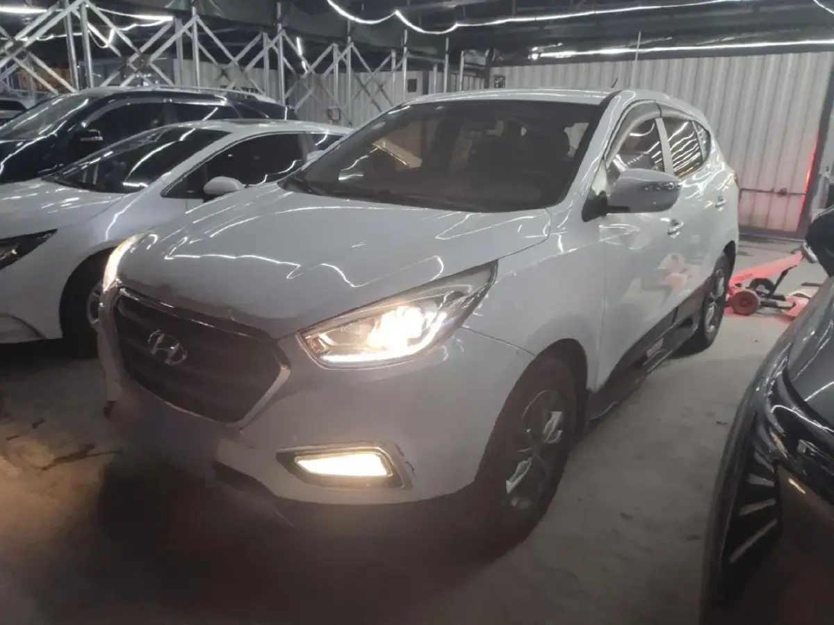 2015 Hyundai ix35 2.0L 160HP L4 6AT