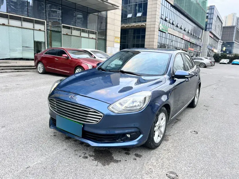 2019 Ford Escort 1.5L 122HP L3 6AT