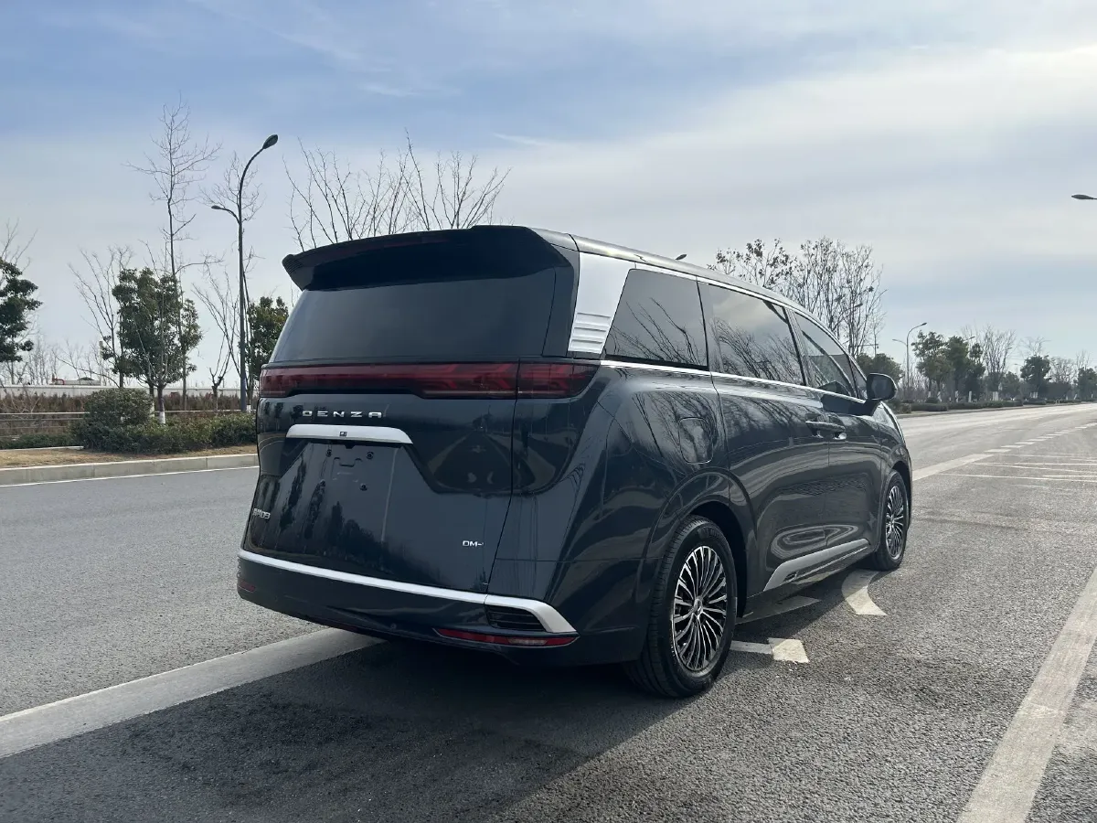 2022 Denza D9 1.5T 139HP L4 E-CVT PHEV 40.06KWH,autocango,china used car exporter,china ev exporter,chinese used car exporter,chinese used ev exporter