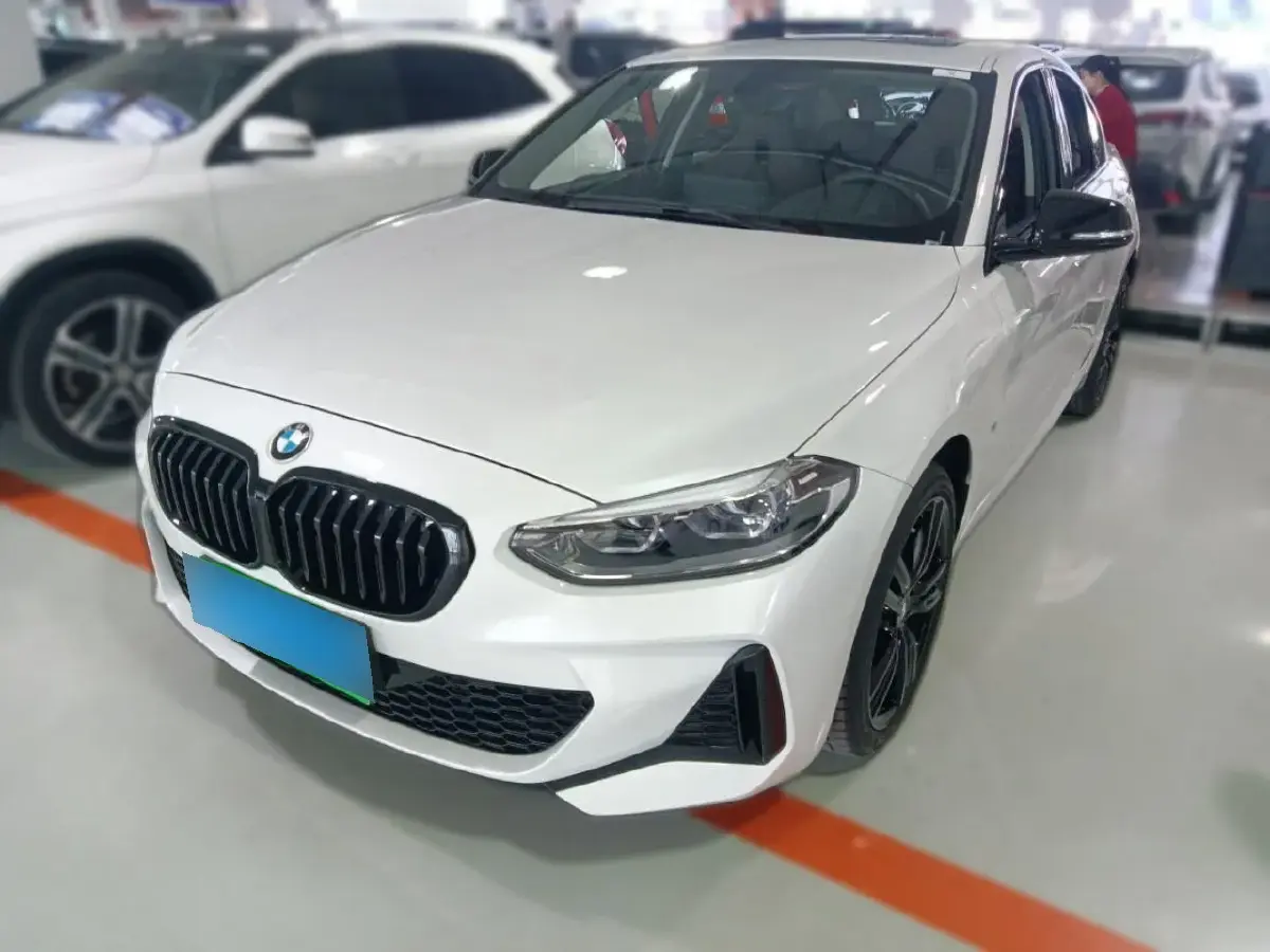 2023 BMW 1 Series 2.0T 178HP L4 7DCT