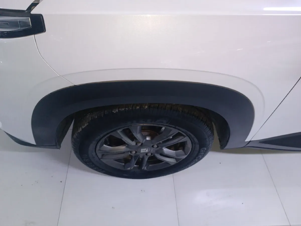 2020 BaoJun RS-3 1.5L 105HP L4 CVT,autocango,china used car exporter,china ev exporter,chinese used car exporter,chinese used ev exporter