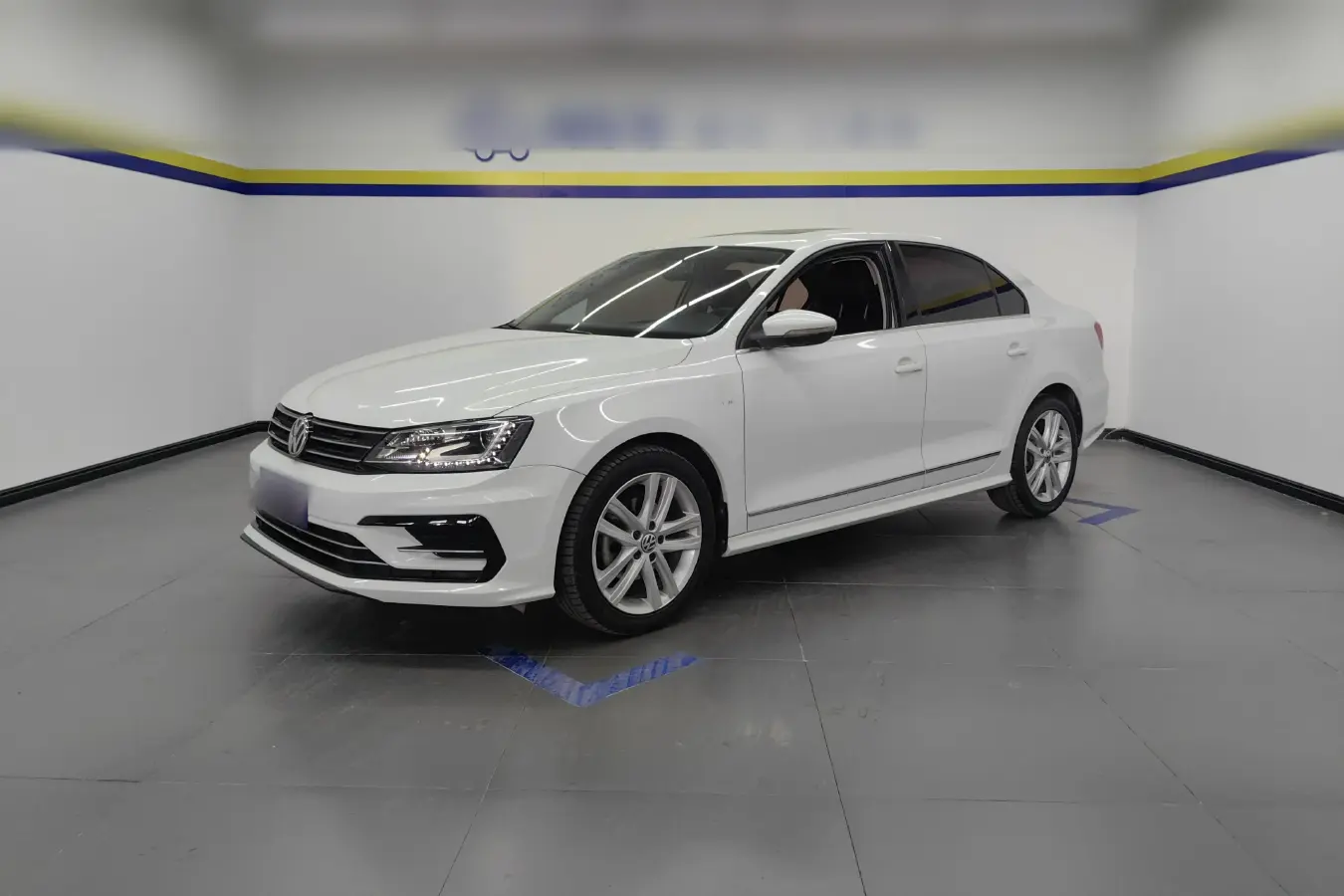 2018 Volkswagen Sagitar 1.4T 150HP L4 7DCT
