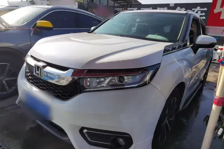 2017 Honda Avancier 1.5T 193HP L4 CVT