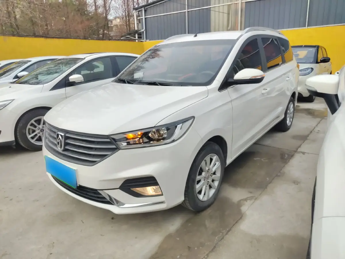 2019 BaoJun 360 1.5L 105HP L4 5AMT
