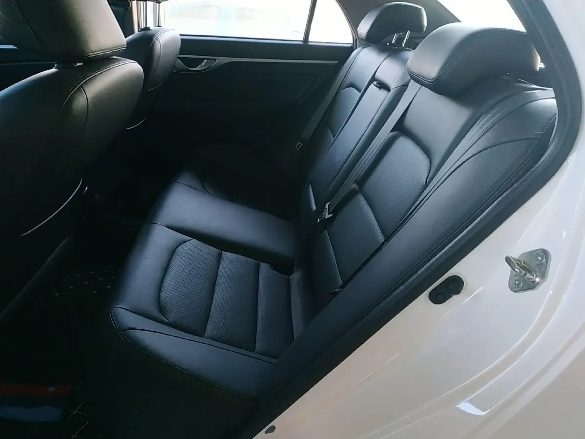 2020 Geely Vision 1.5L 109HP L4 5MT,autocango,china used car exporter,china ev exporter,chinese used car exporter,chinese used ev exporter