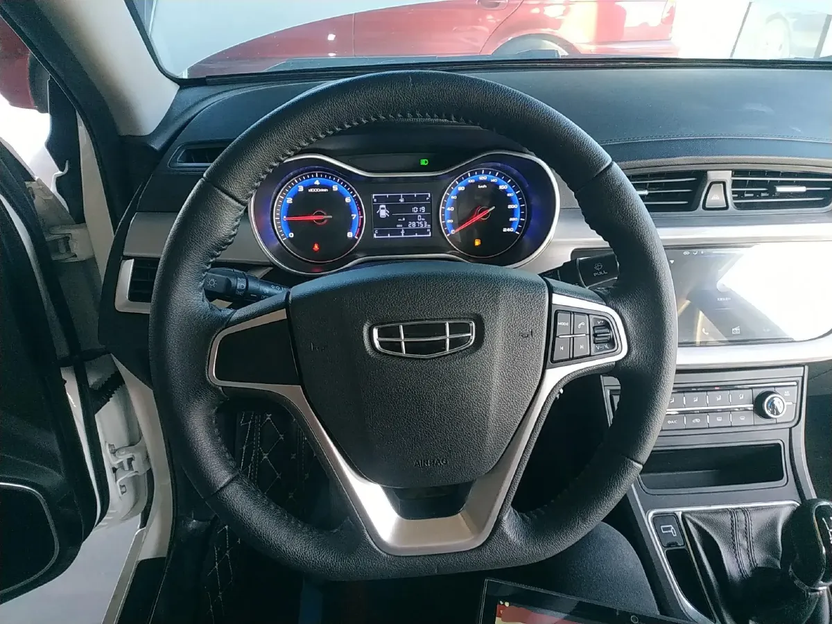 2020 Geely Vision 1.5L 109HP L4 5MT,autocango,china used car exporter,china ev exporter,chinese used car exporter,chinese used ev exporter