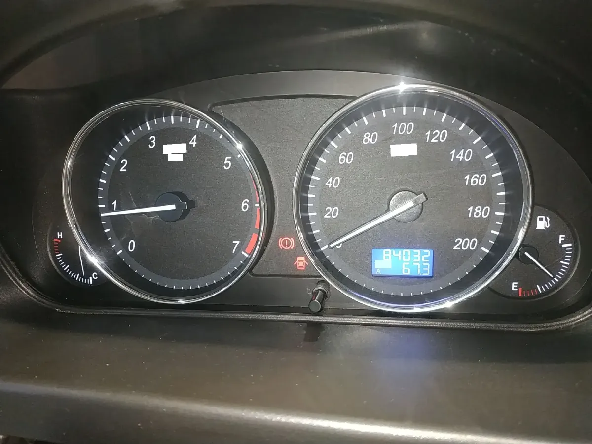 2015 BAIC WeiWang M30 1.5L 116HP L4 5MT,autocango,china used car exporter,china ev exporter,chinese used car exporter,chinese used ev exporter