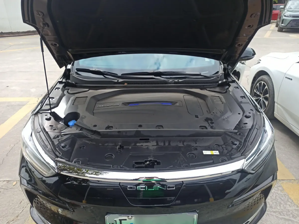 2022 BeiJing Auto EU7 BEV 60.7KWH,autocango,china used car exporter,china ev exporter,chinese used car exporter,chinese used ev exporter