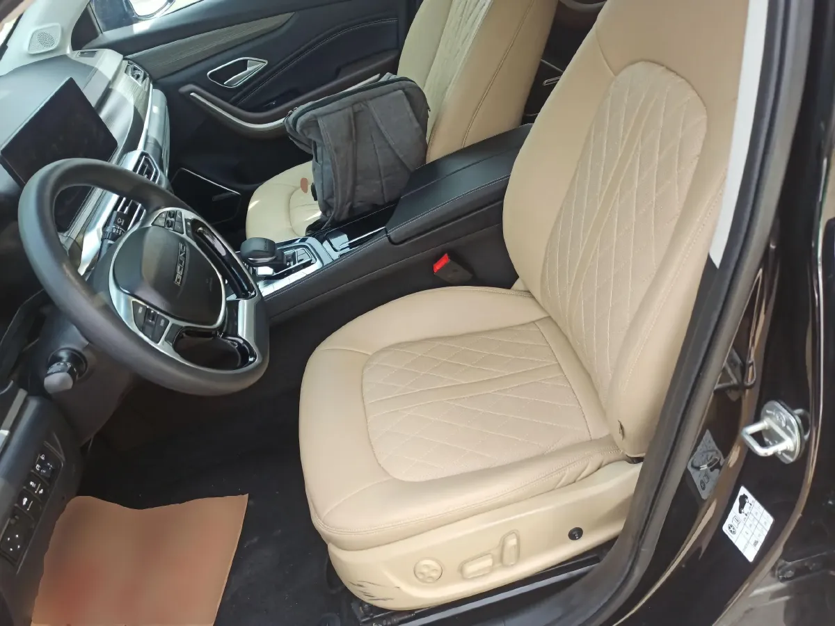 2022 BeiJing Auto EU7 BEV 60.7KWH,autocango,china used car exporter,china ev exporter,chinese used car exporter,chinese used ev exporter