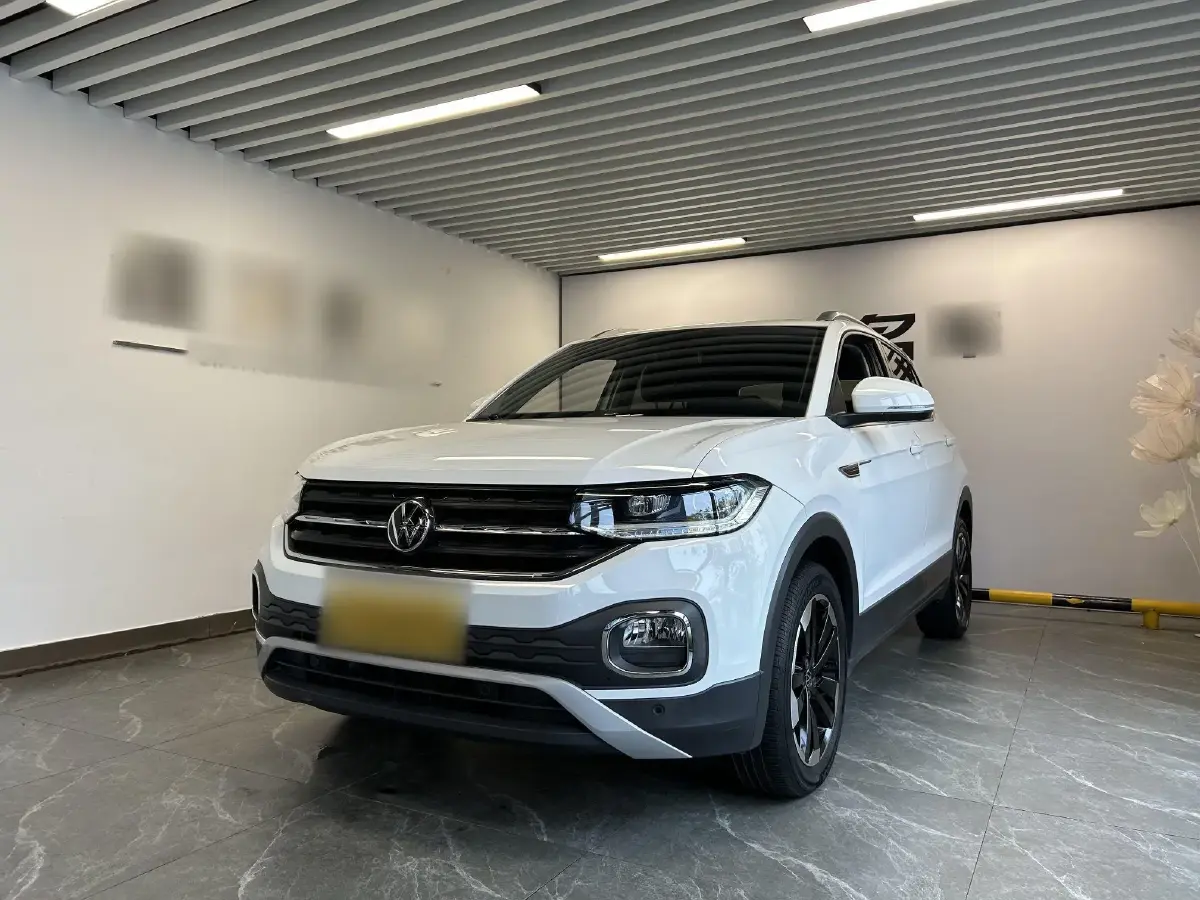 2021 Volkswagen Tacqua 1.5L 113HP L4 6AT