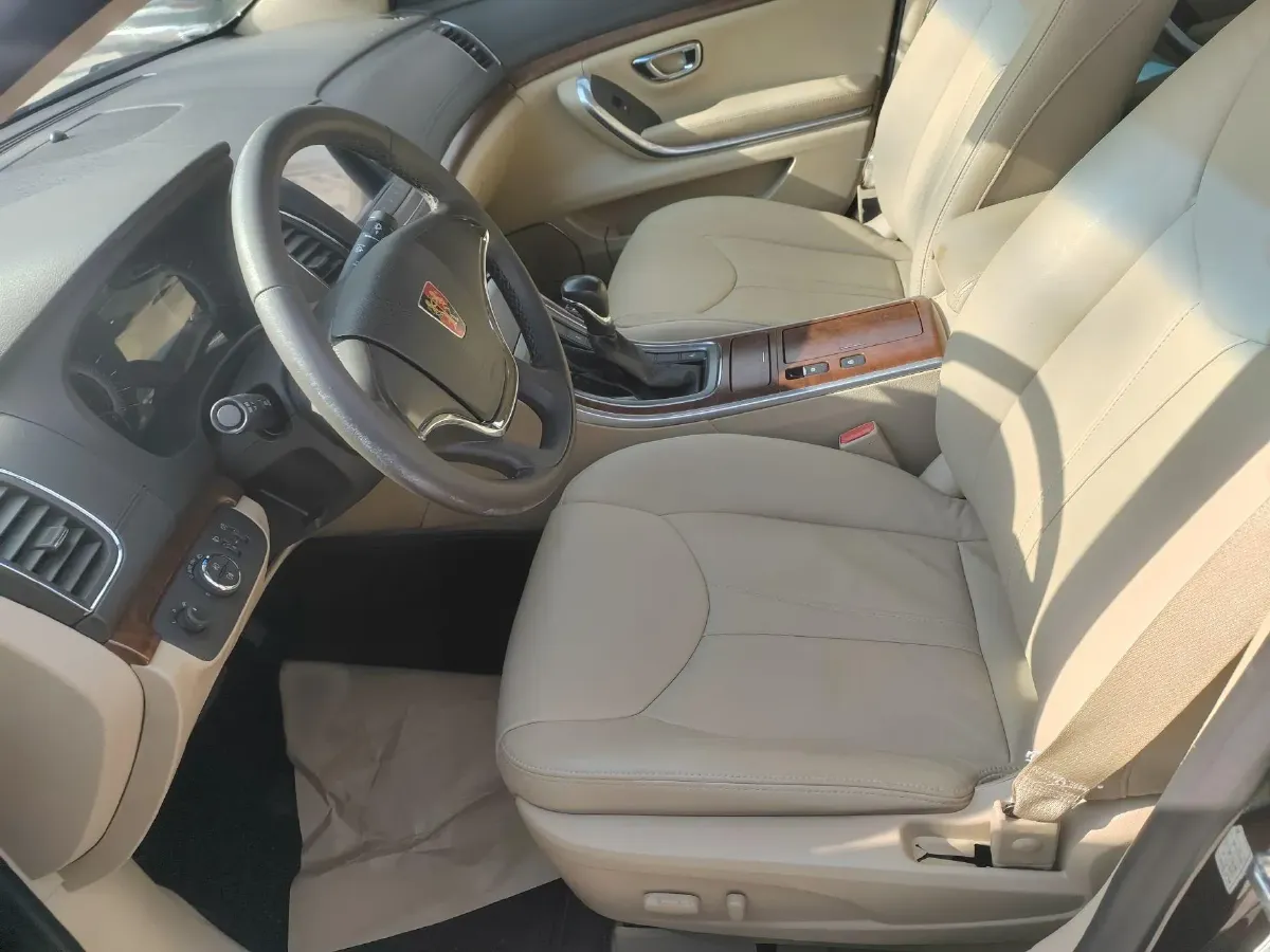 2015 Roewe 950 1.8T 185HP L4 6DCT,autocango,china used car exporter,china ev exporter,chinese used car exporter,chinese used ev exporter