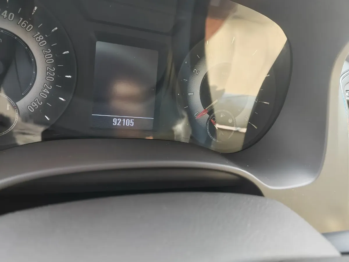 2015 Roewe 950 1.8T 185HP L4 6DCT,autocango,china used car exporter,china ev exporter,chinese used car exporter,chinese used ev exporter