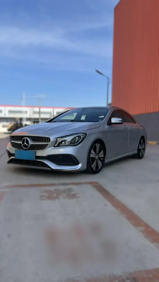2016 Mercedes-Benz CLA Class 1.6T 156HP L4 7DCT