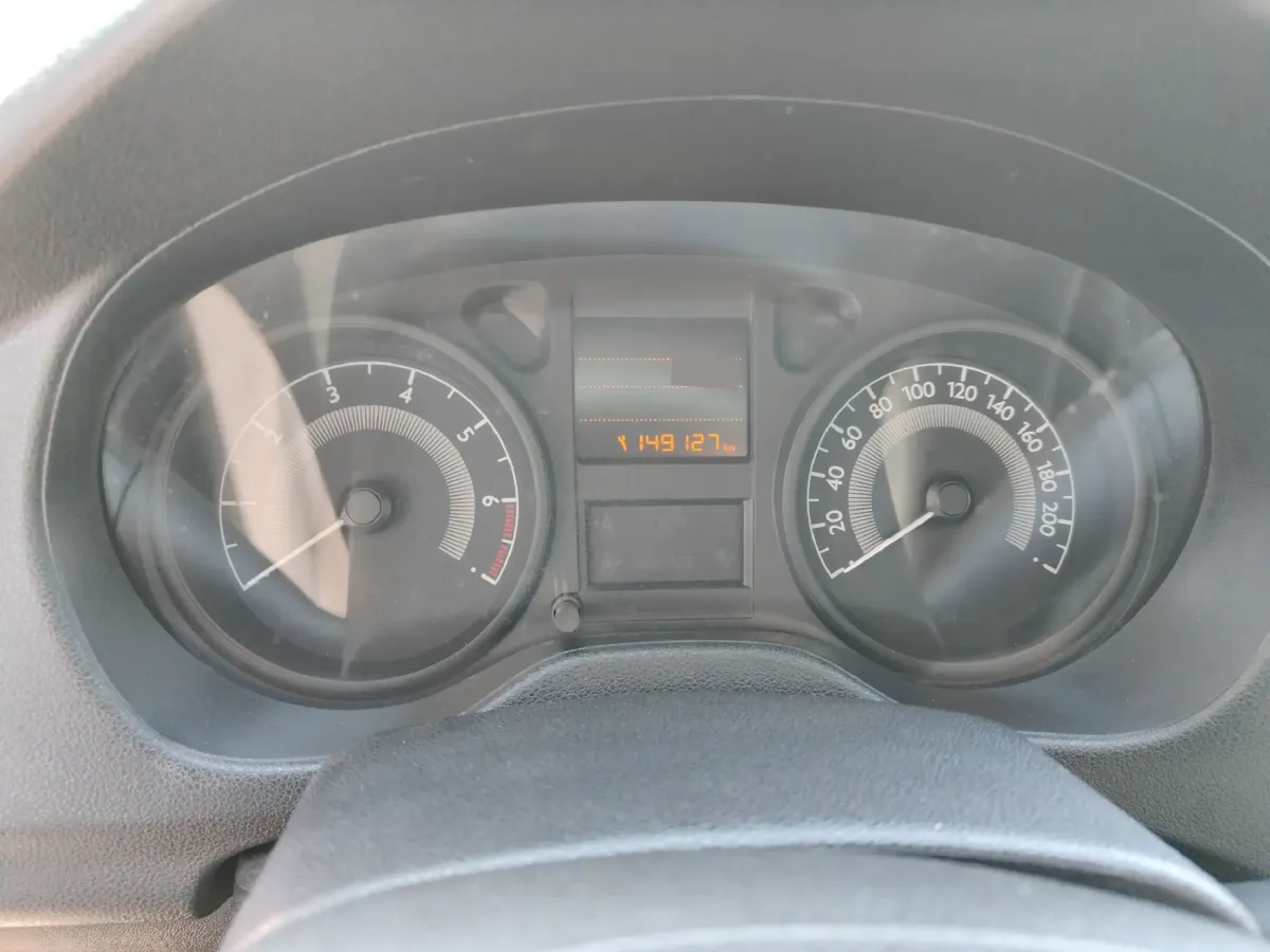 2014 Peugeot 301 1.6L 117HP L4 4AT,autocango,china used car exporter,china ev exporter,chinese used car exporter,chinese used ev exporter