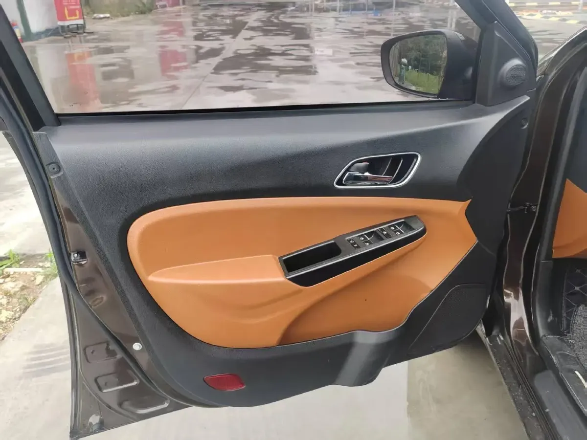 2016 Geely KingKong 1.5L 102HP L4 5MT,autocango,china used car exporter,china ev exporter,chinese used car exporter,chinese used ev exporter