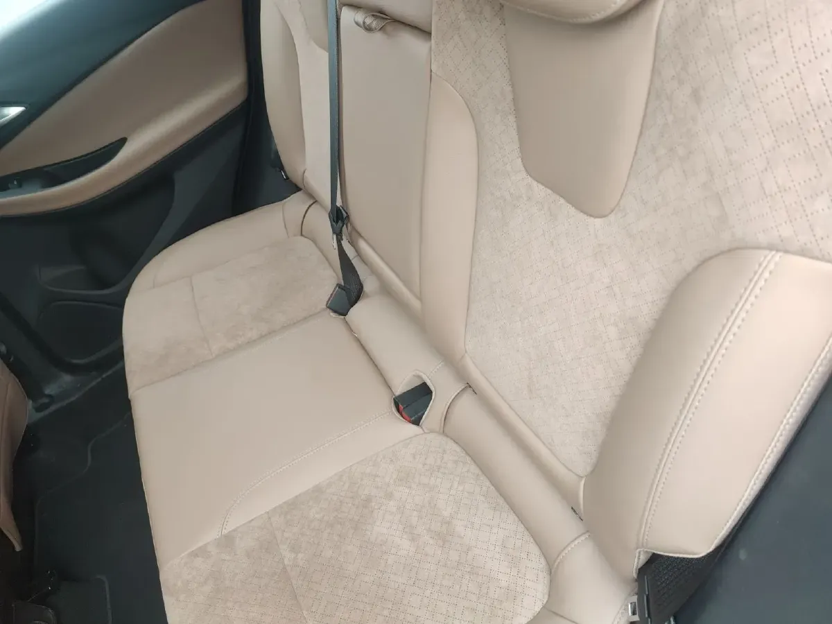 2023 Buick Encore Plus 1.5T 184HP L4 CVT,autocango,china used car exporter,china ev exporter,chinese used car exporter,chinese used ev exporter