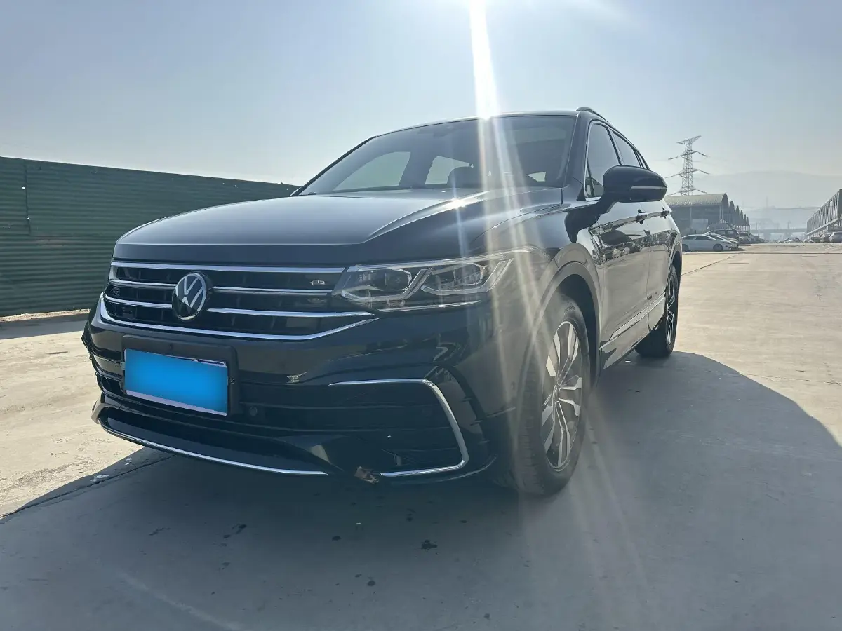 2022 Volkswagen Tiguan L 2.0T 186HP L4 7DCT