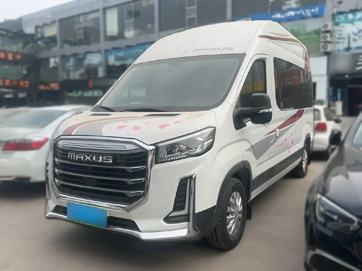 2023 MAXUS V100 RV 2.0T 150HP L4 6AT