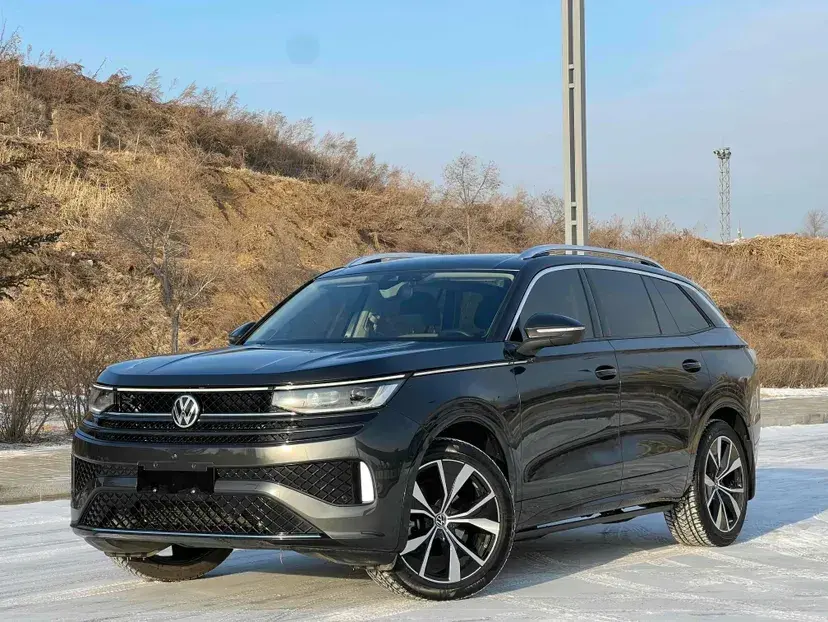 2023 Volkswagen Tavendor 2.0T 220HP L4 7DCT