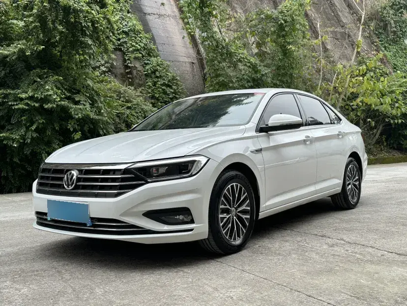 2021 Volkswagen Sagitar 1.4T 150HP L4 7DCT