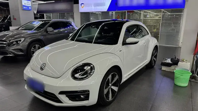 2014 Volkswagen Beetle 1.4T 160HP L4 7DCT